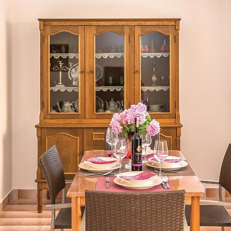 Nice Apartment In Tucepi With Wifi ภายนอก รูปภาพ