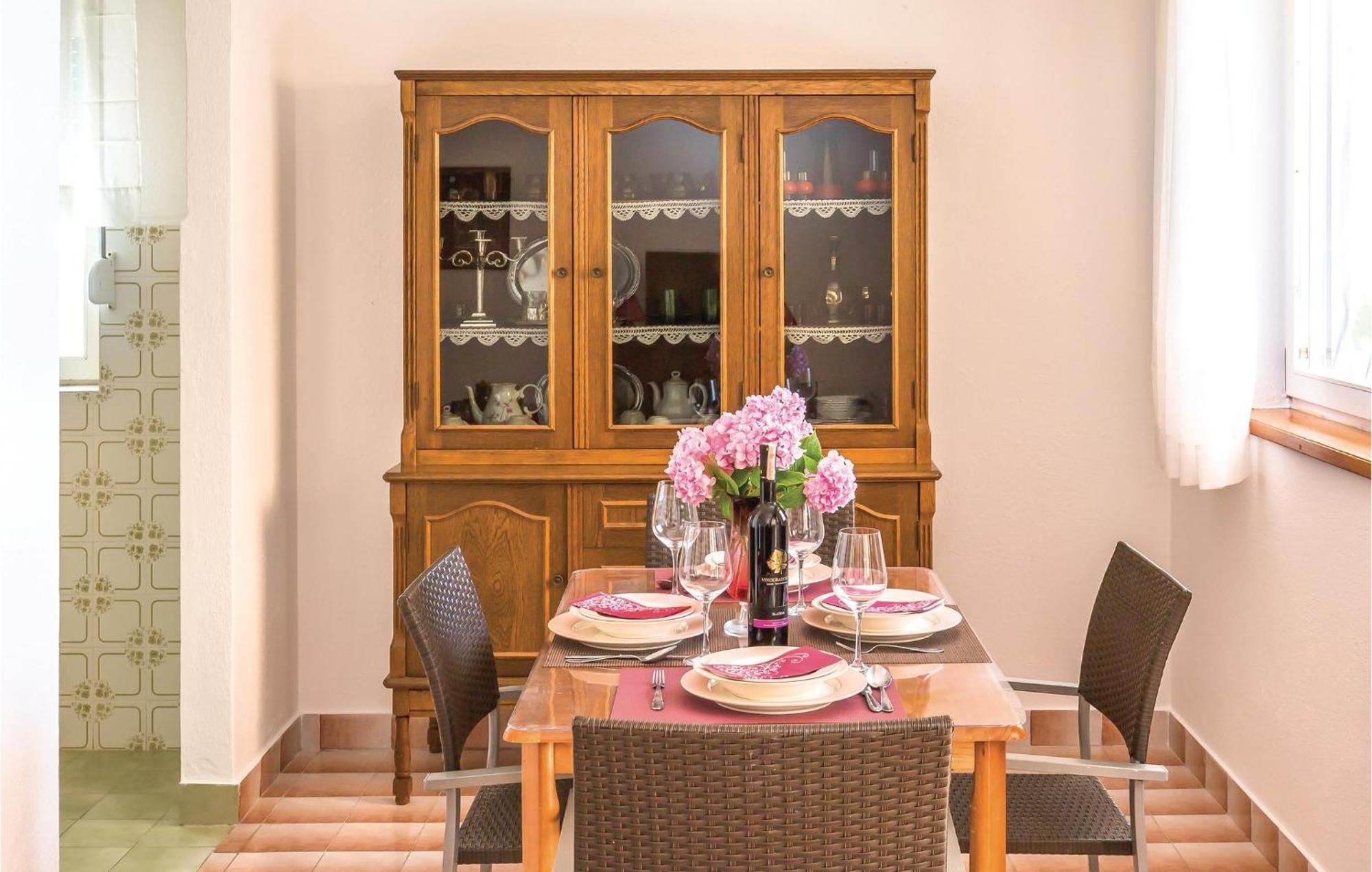 Nice Apartment In Tucepi With Wifi ภายนอก รูปภาพ